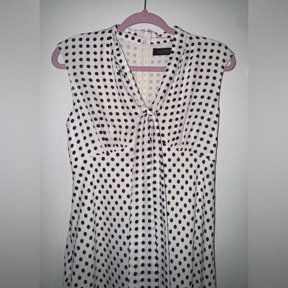 Polka-Dot Georgette Tie-Neck Dress size 2 (Sold out online) - Picture 7 of 9